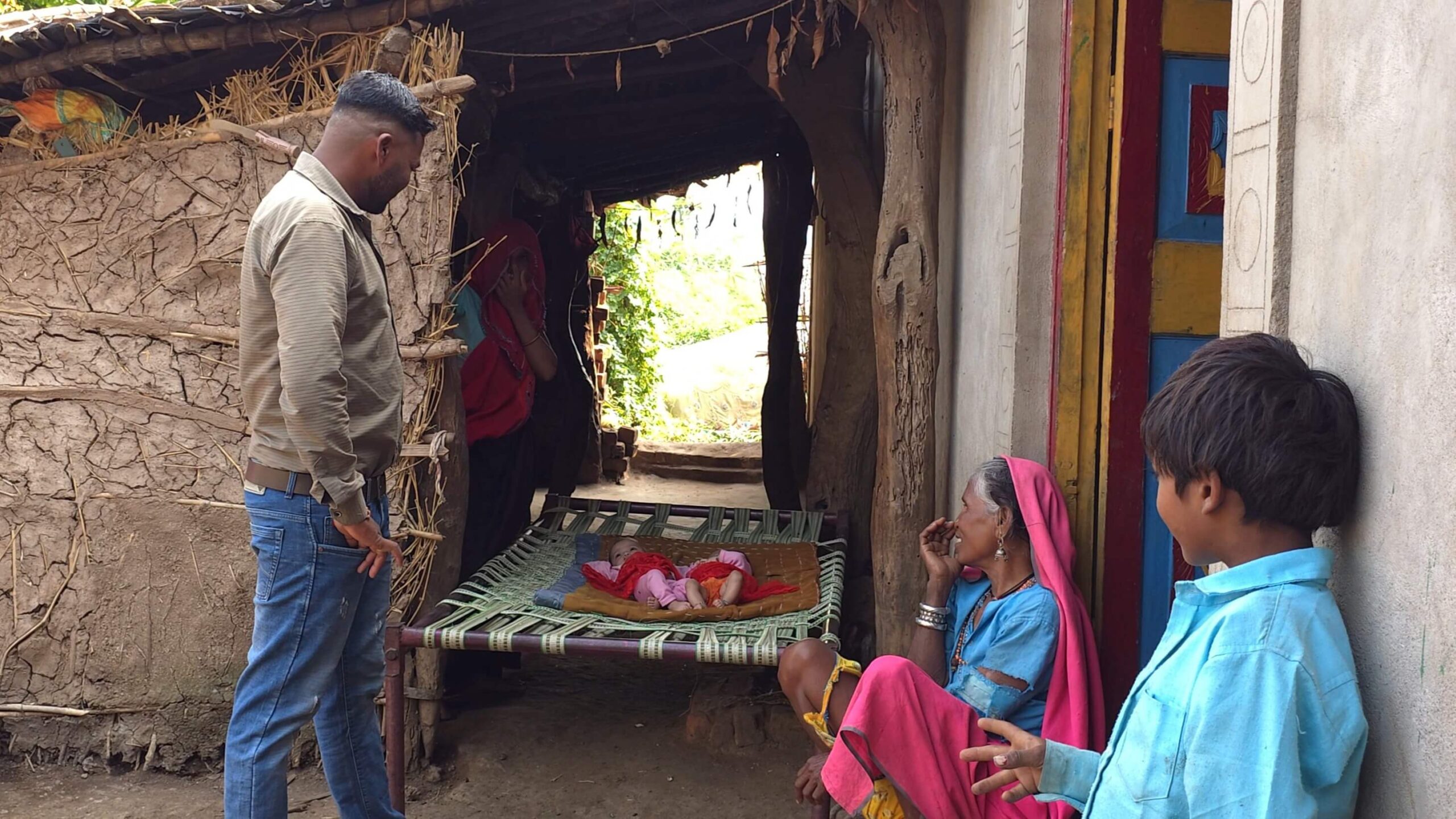 Faliya volunteer model